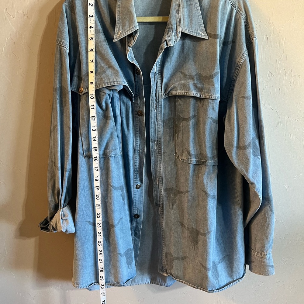 Men's Vintage Denim Button Down